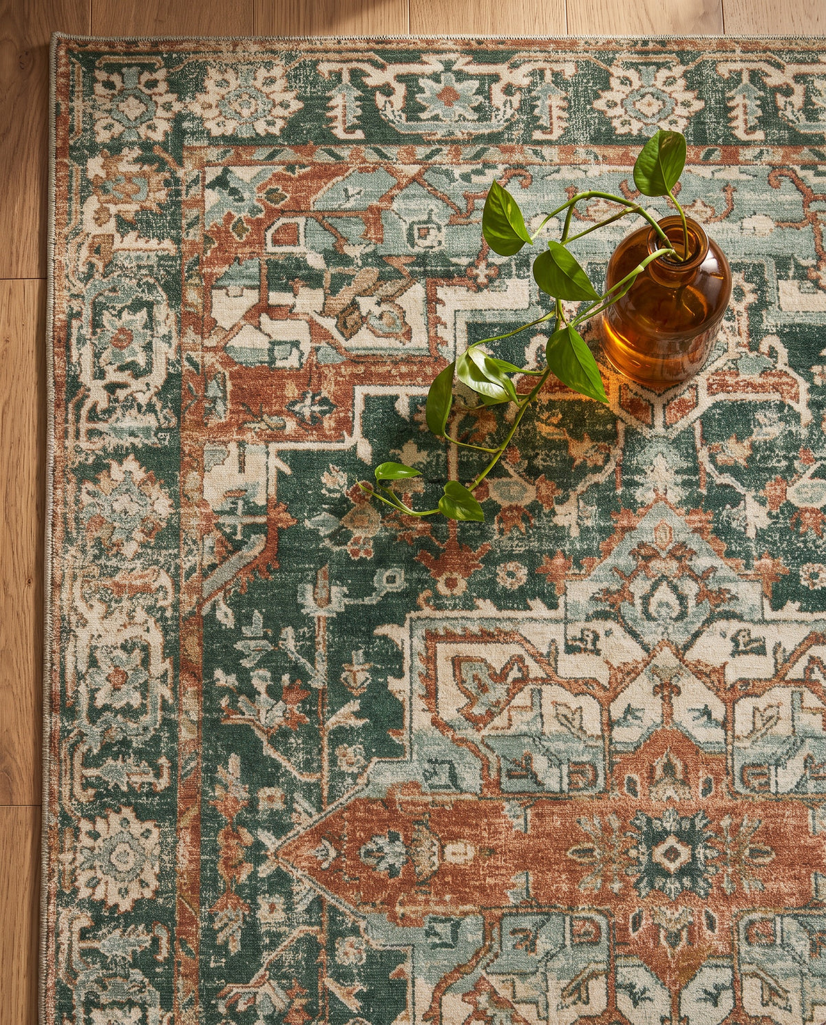 Golbahar rug, detail of the pattern