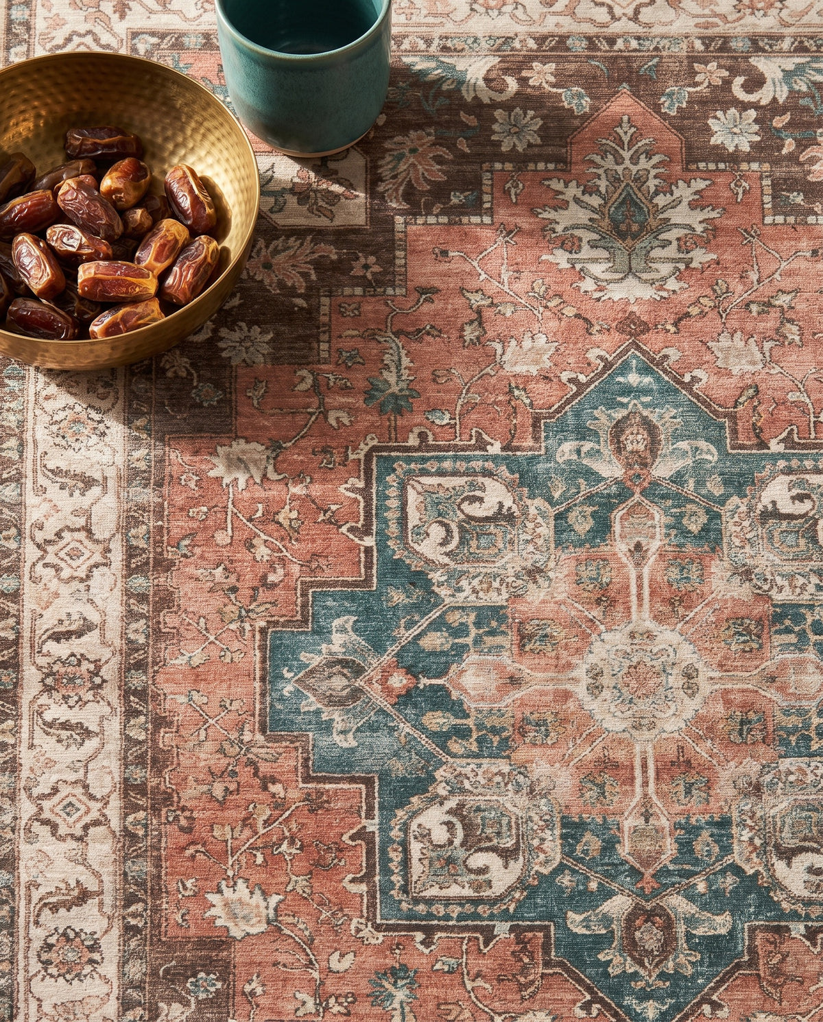 Soraya rug, detail of the pattern